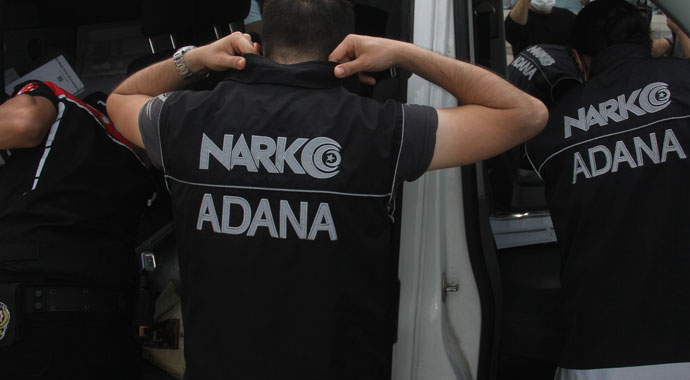 400 polisle mahalleye uyuşturucu ablukası