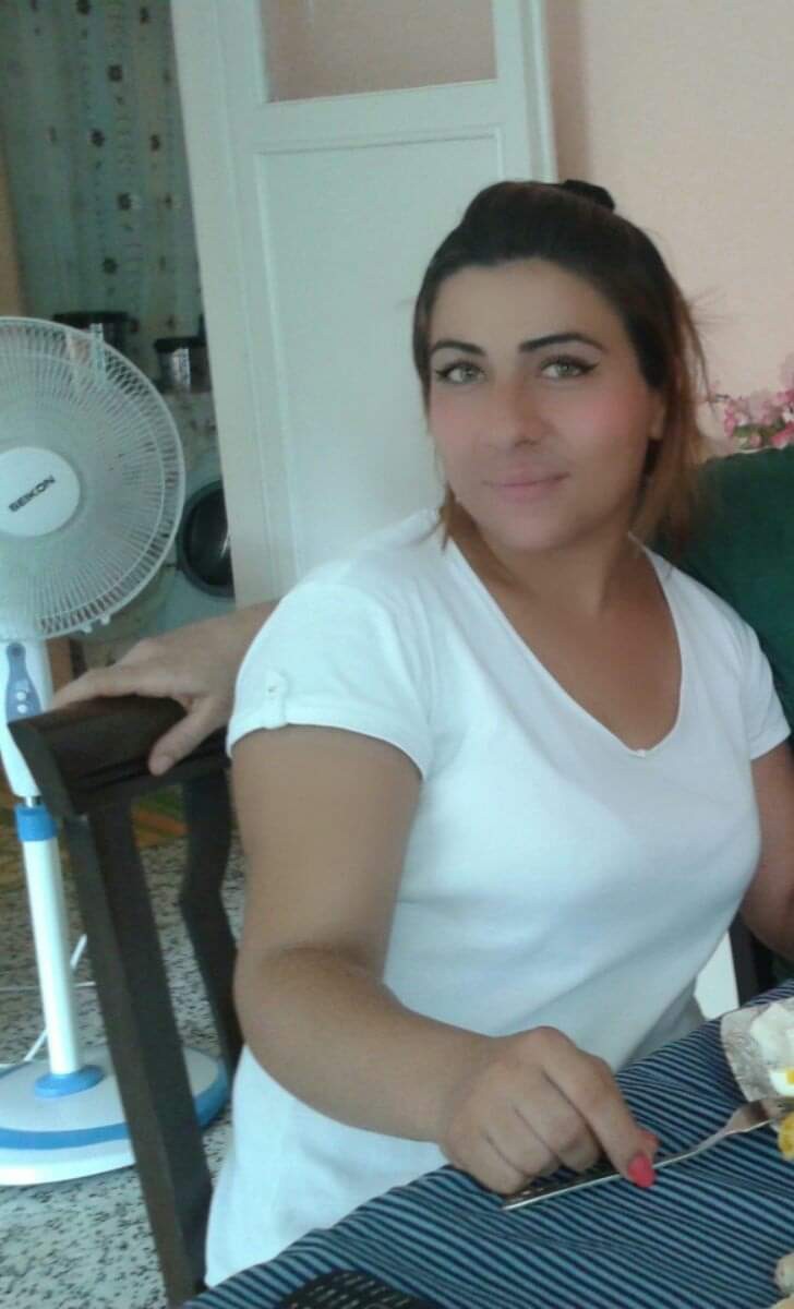 Adana'da kaldırımda boğazından bıçaklanmış halde bulunan kadının, zanlısı kocası çıktı!