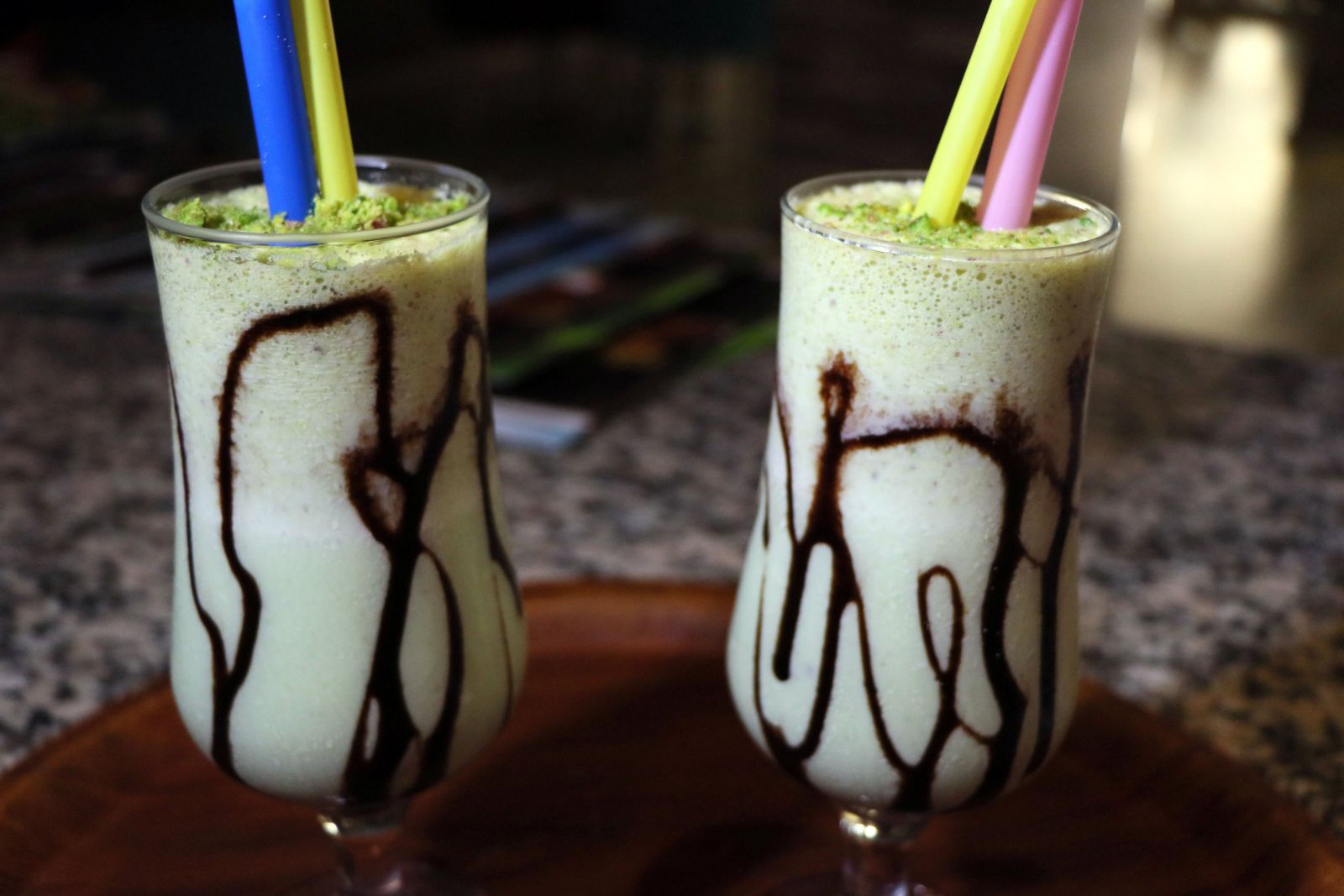 Kavurucu Adana sıcağına özel 'içilebilir baklava' Kavurucu Adana sıcağına özel 'içilebilir baklava'