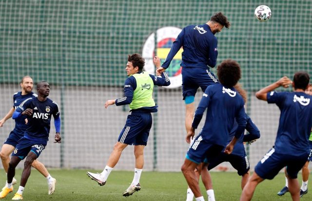 Fenerbahçe'nin yeni forveti Ademi: Fenerbahçe fantastik bir kulüp