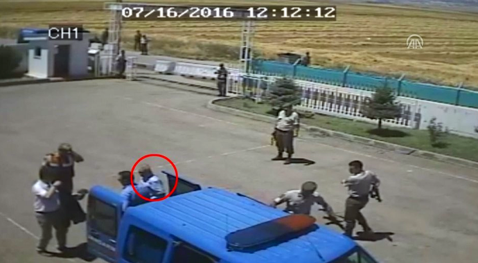 Adil Öksüz'ün yeni görüntüleri ortaya çıktı