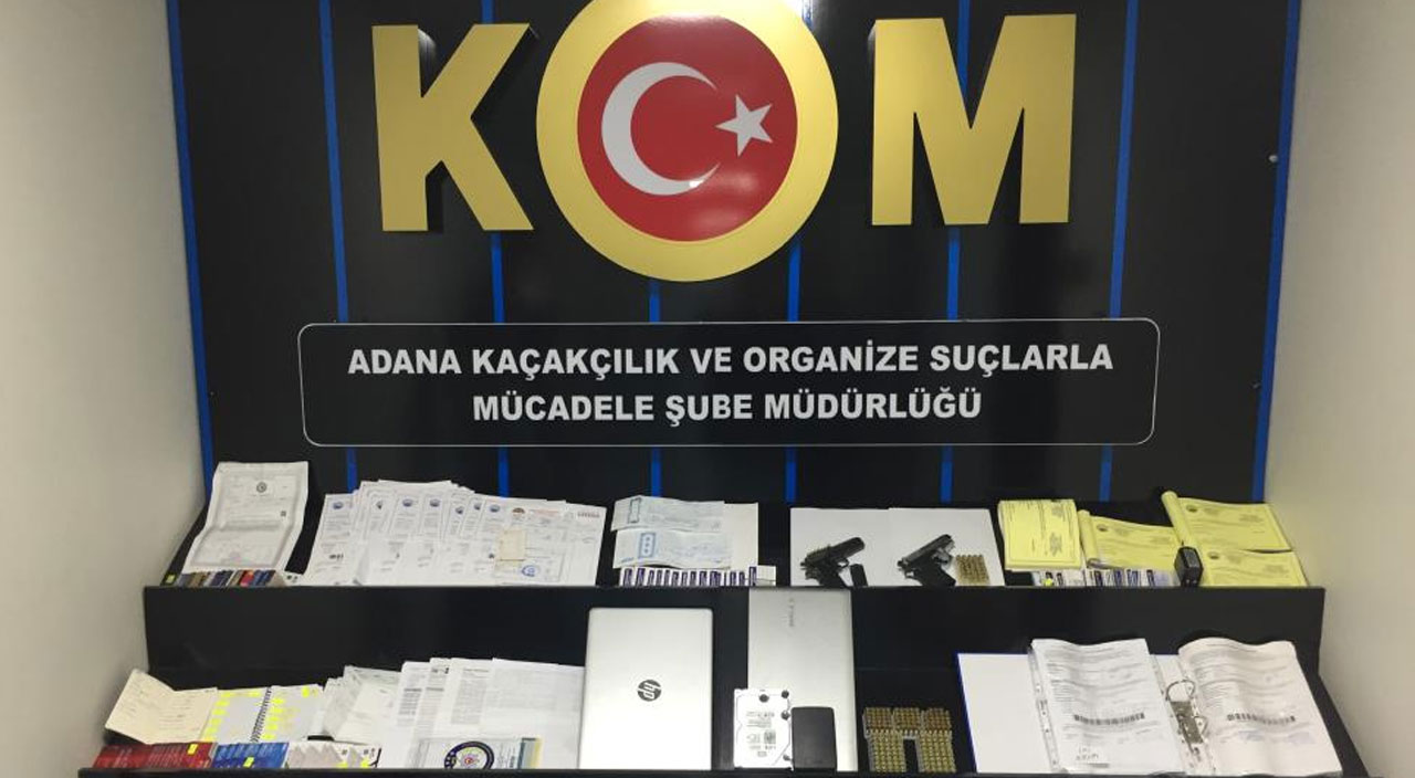Emekli derneği emeklileri dolandırdı! 17 kişi gözaltına alındı Emekli derneği emeklileri dolandırdı! 17 kişi gözaltına alındı
