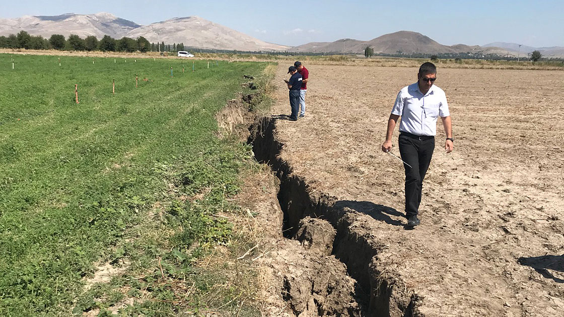 Tam 1 kilometre uzunluğunda ve 5 metre derinliğinde! İnceleme başlatıldı