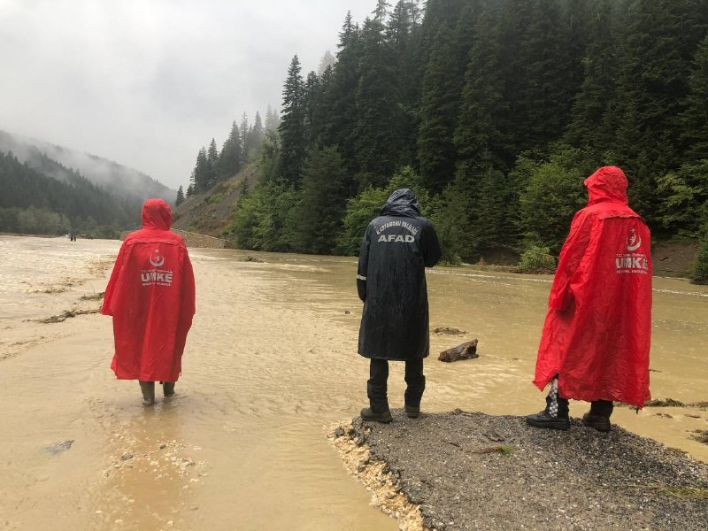 Karadeniz sele teslim! Karadeniz sele teslim!