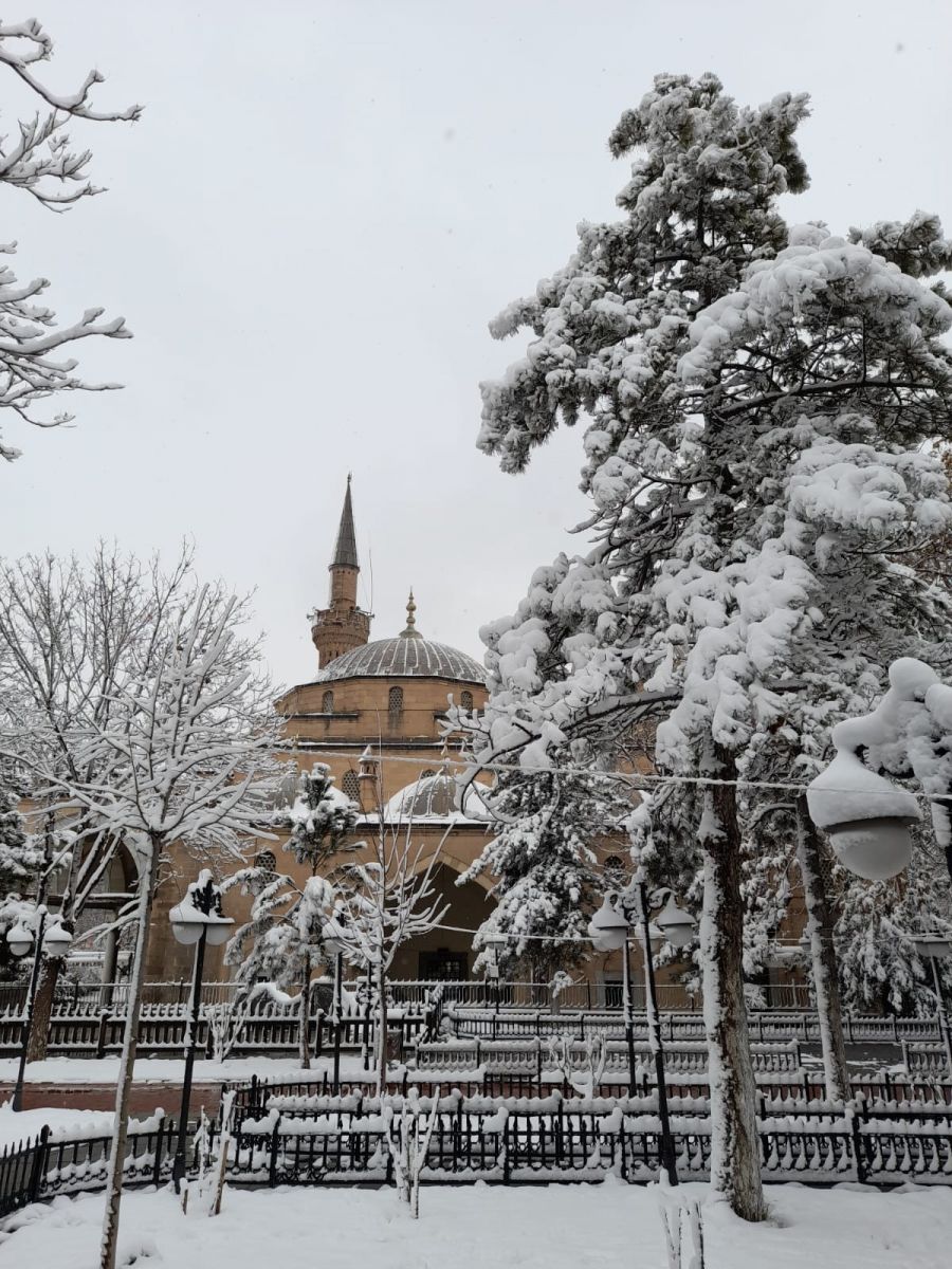 Baharı beklerken kışa döndük: Mart karı sürprizi