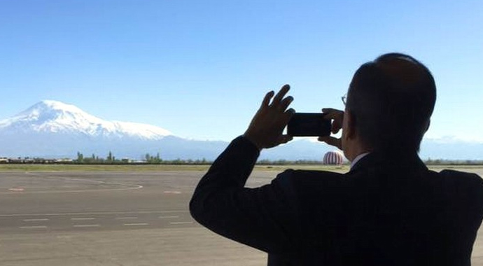 Lavrov Ağrı Dağı’nın fotoğrafını çekti