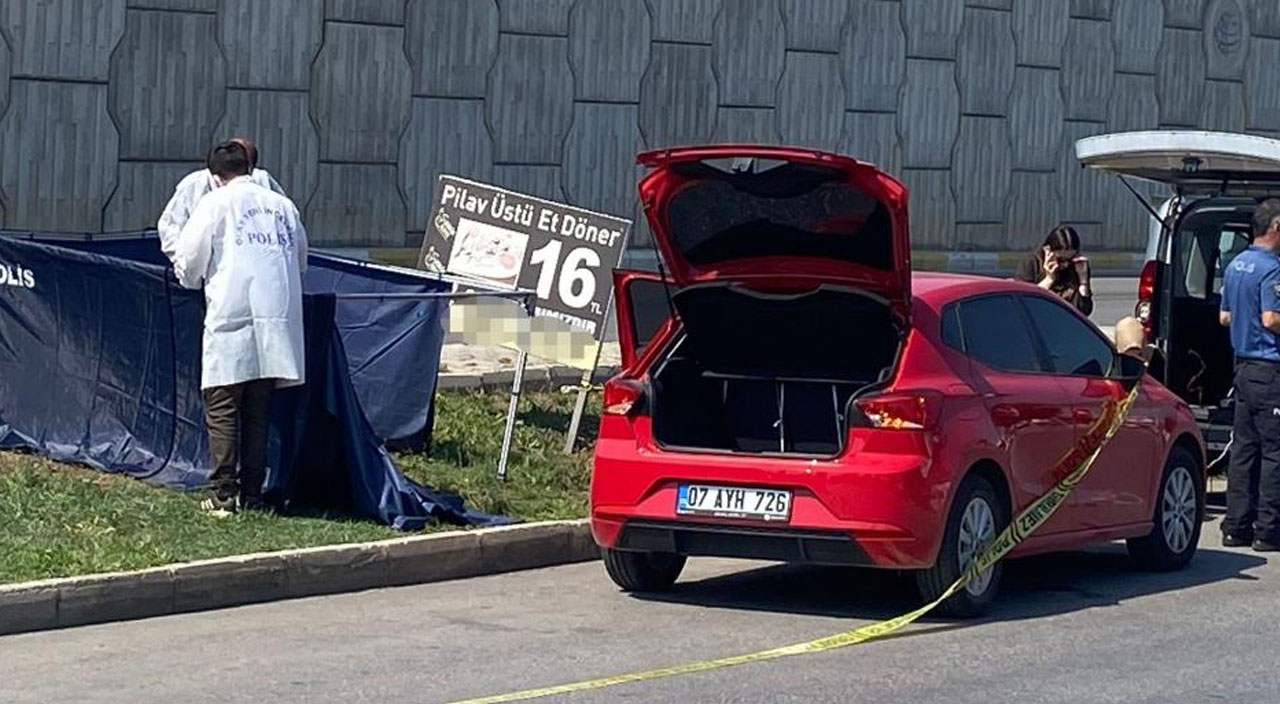 Antalya şüpheli olay: Genç adam arabasında ölü bulundu