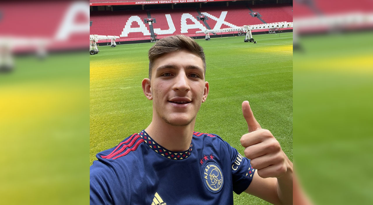 Trabzonspor futbolcu fabrikası Ajax'a 9.5 milyon euroya stoper sattı! Ahmetcan Kaplan resmen Hollanda devinde...