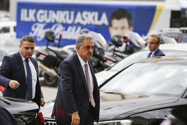 MYK öncesi AK Parti'den ilk açıklama