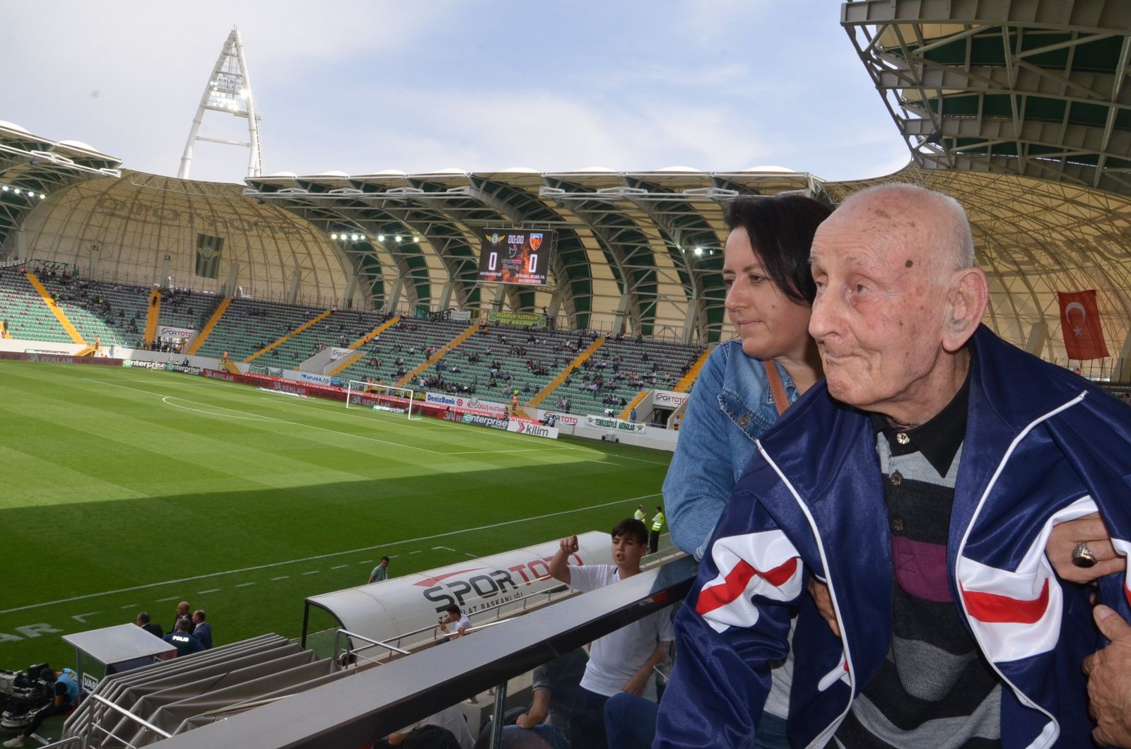 Akhisarspor'un düşmesine en çok o üzüldü