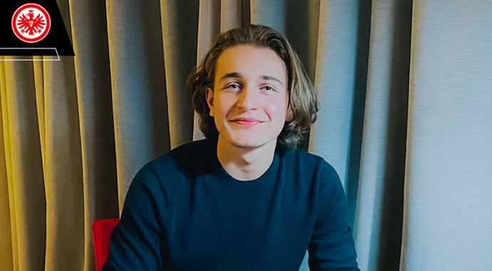 Ali Akman resmen Eintracht Frankfurt’ta