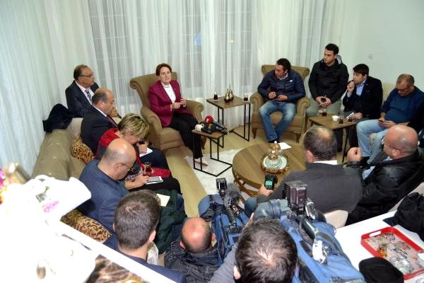 Meral Akşener, terliklerini giyip erken seçim tarihini verdi