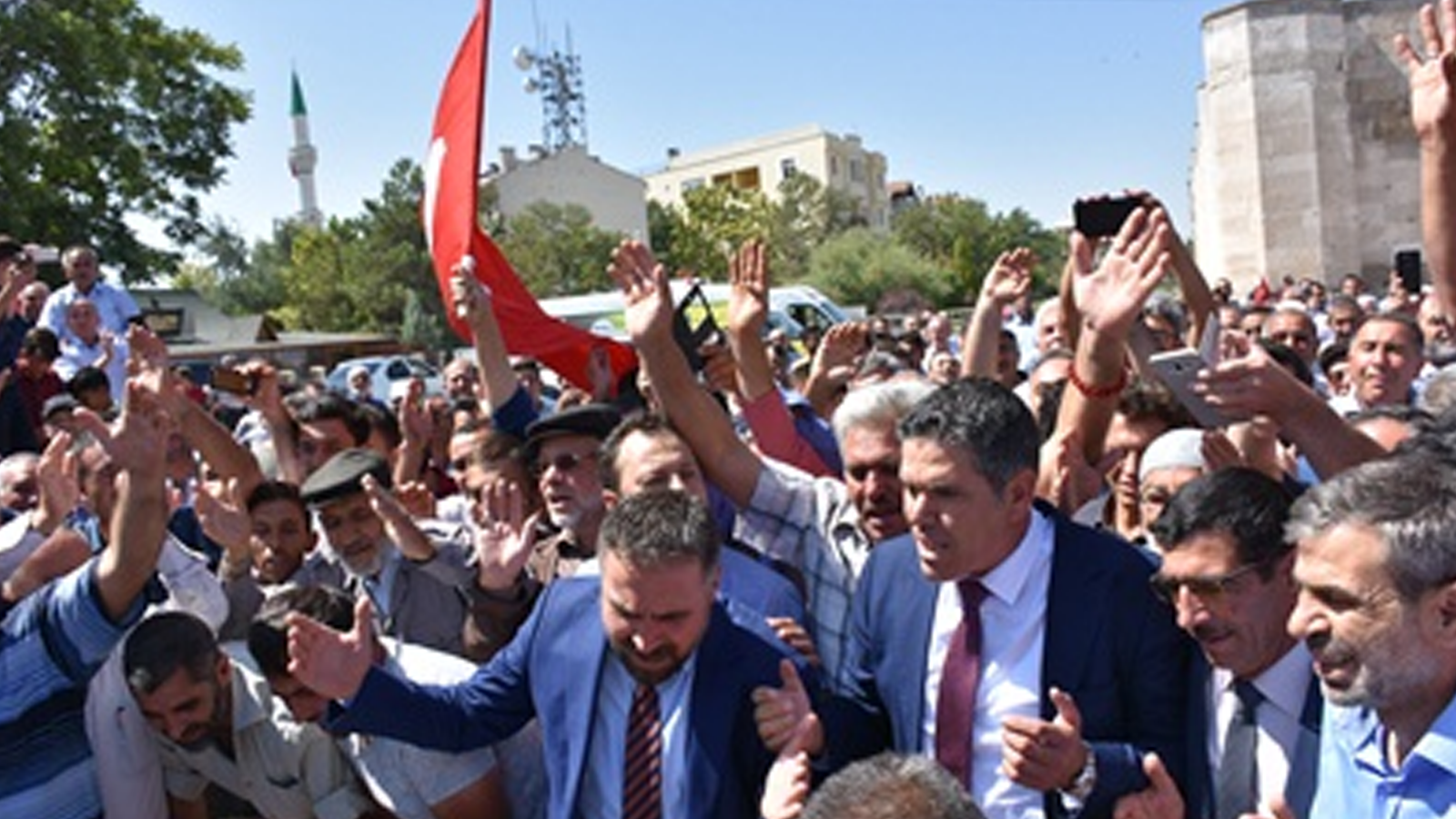 Aksaray'da yeni ilçe sevinci Aksaray'da yeni ilçe sevinci