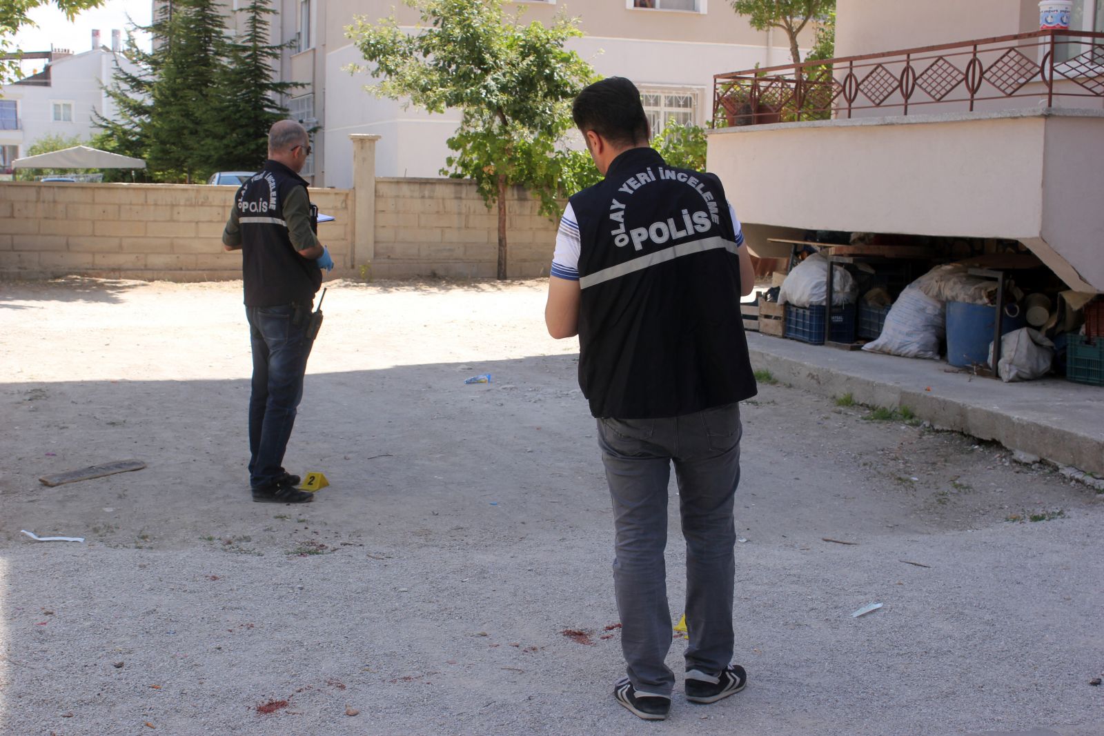 Alacağını istedi, kalbinden bıçaklanarak öldürüldü