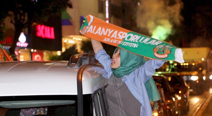 Alanya'da coşkulu kutlama