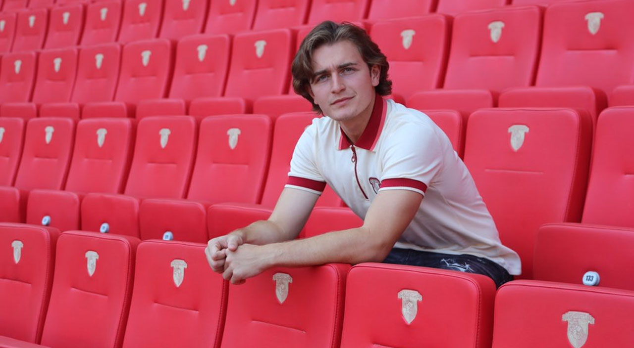 Ali Akman Sarı-Kırmızılı formayı giydi! Genç golcü Göztepe'de