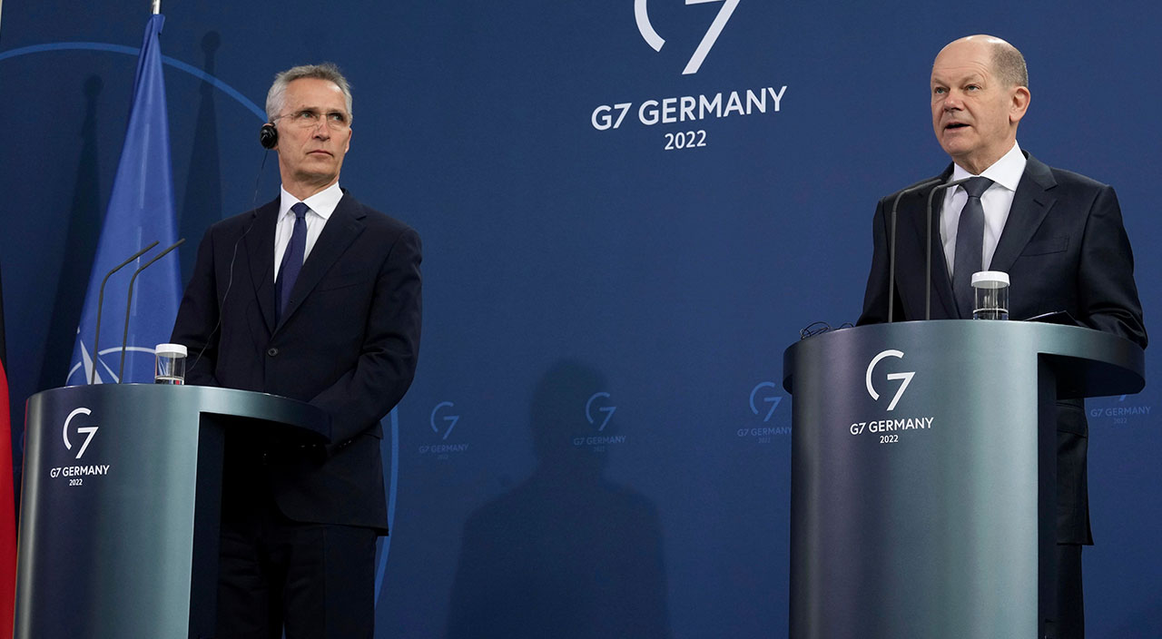 Stoltenberg: Putin'in savaşı dünyayı şok etti