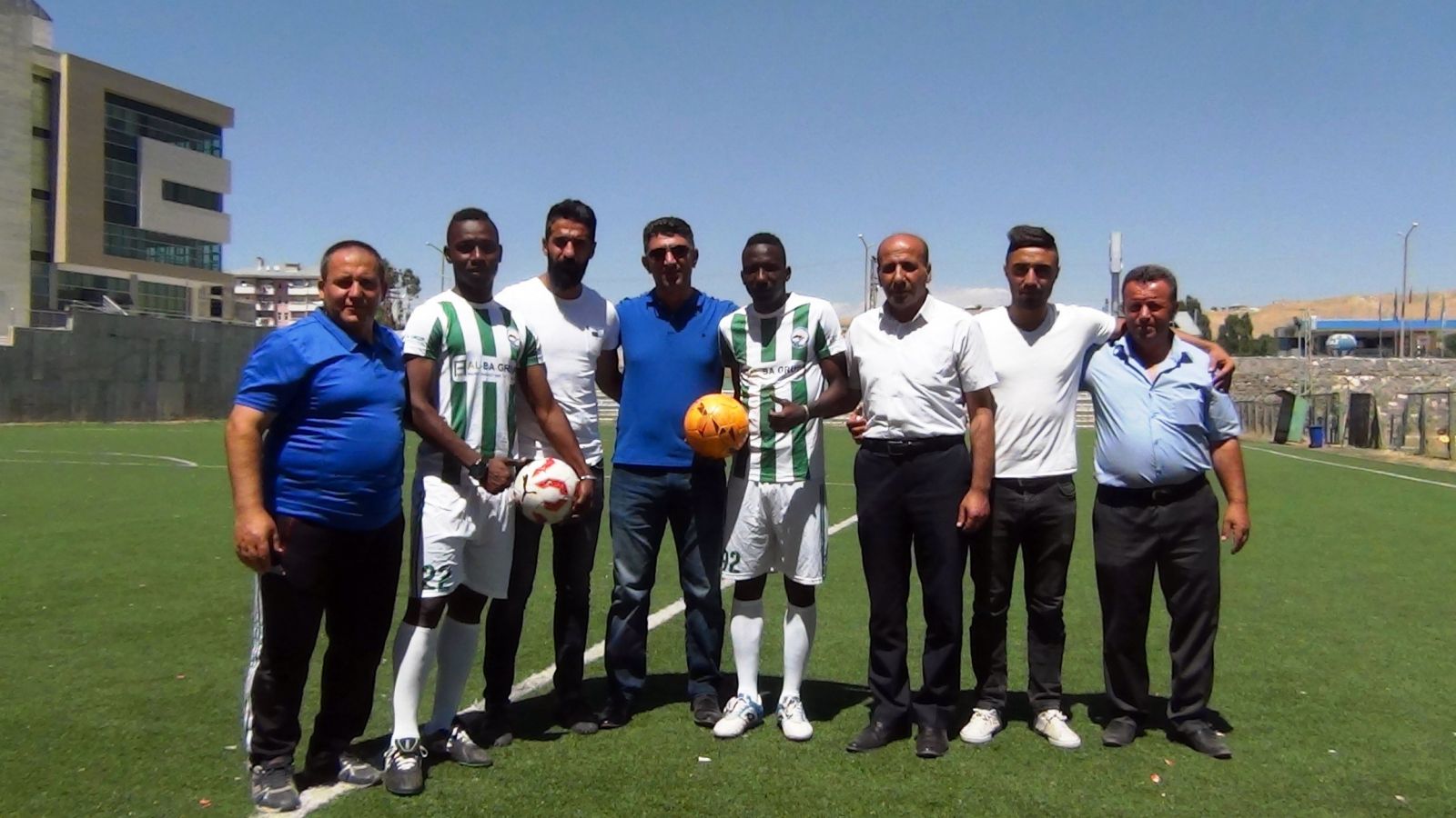 Amatör lige 2 yabancı transfer