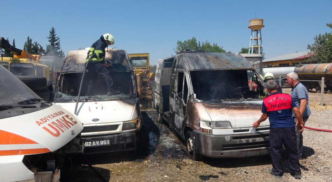 Adıyaman'daki 8-10 yaşlarındaki 4 çocuk iki ambulansı yaktı