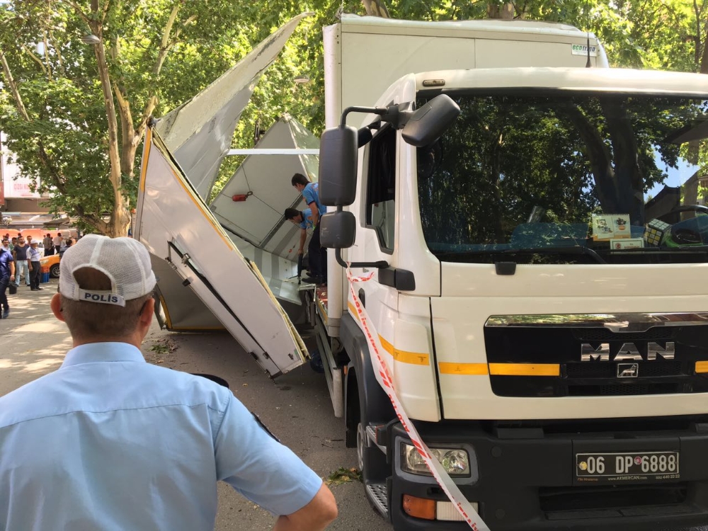 Ankara'da akıl almaz kaza