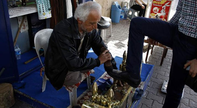 Yanlış tedavi hayatını kararttı, o pes etmedi