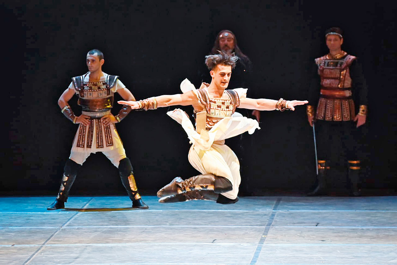 Sanat tarihle buluştu