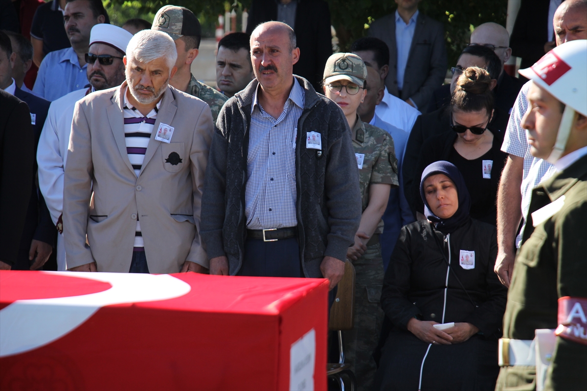 Kanala düşen askerin naaşı memleketine uğurlandı