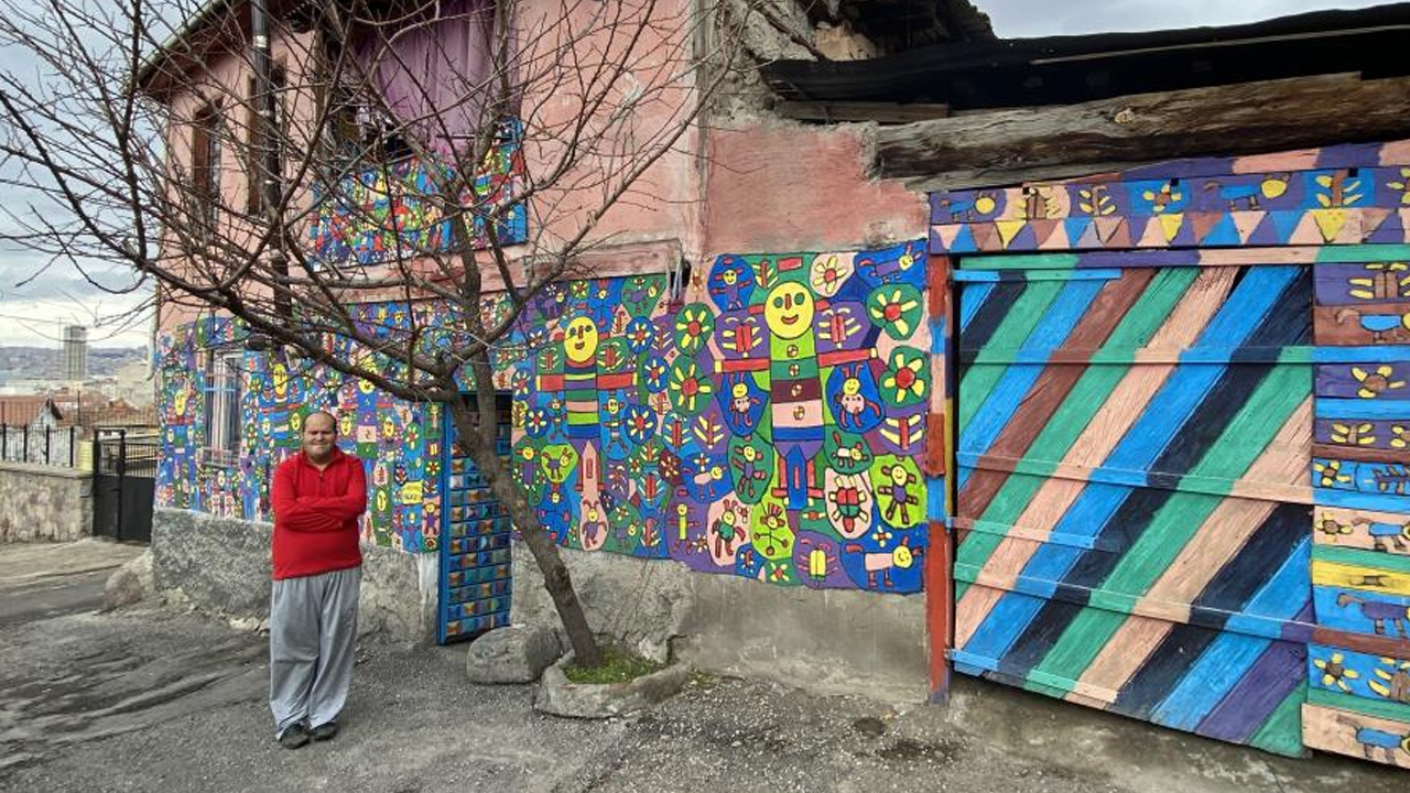 Engelsiz sanatını tüm dünyaya tanıttı