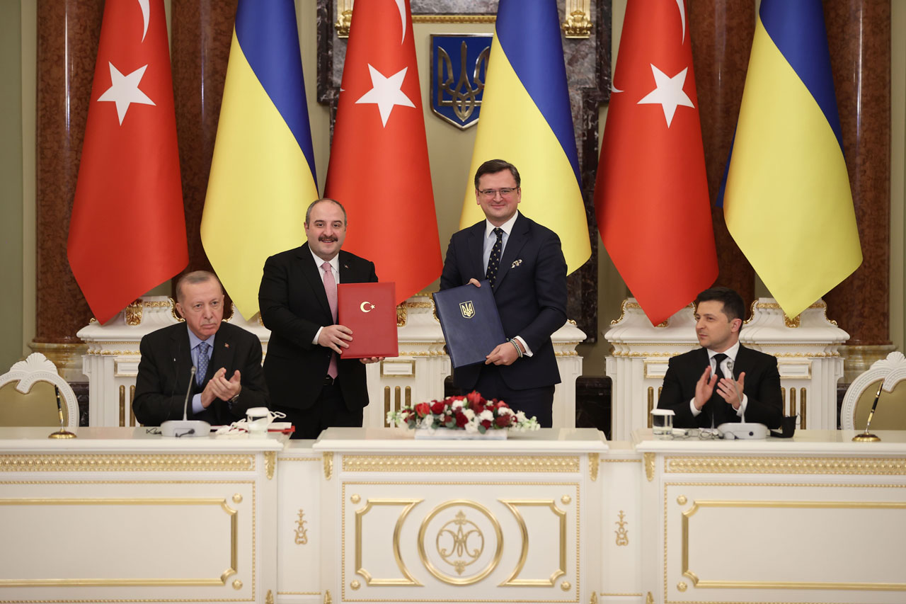 Erdoğan'dan anlamlı teklif: Liderler zirvesine ev sahipliği yaparız