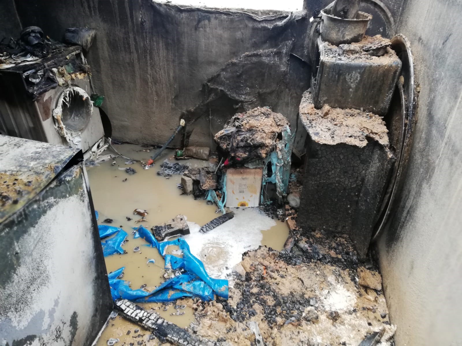 Anne 3 çocuğunu alevlerin arasından kurtardı