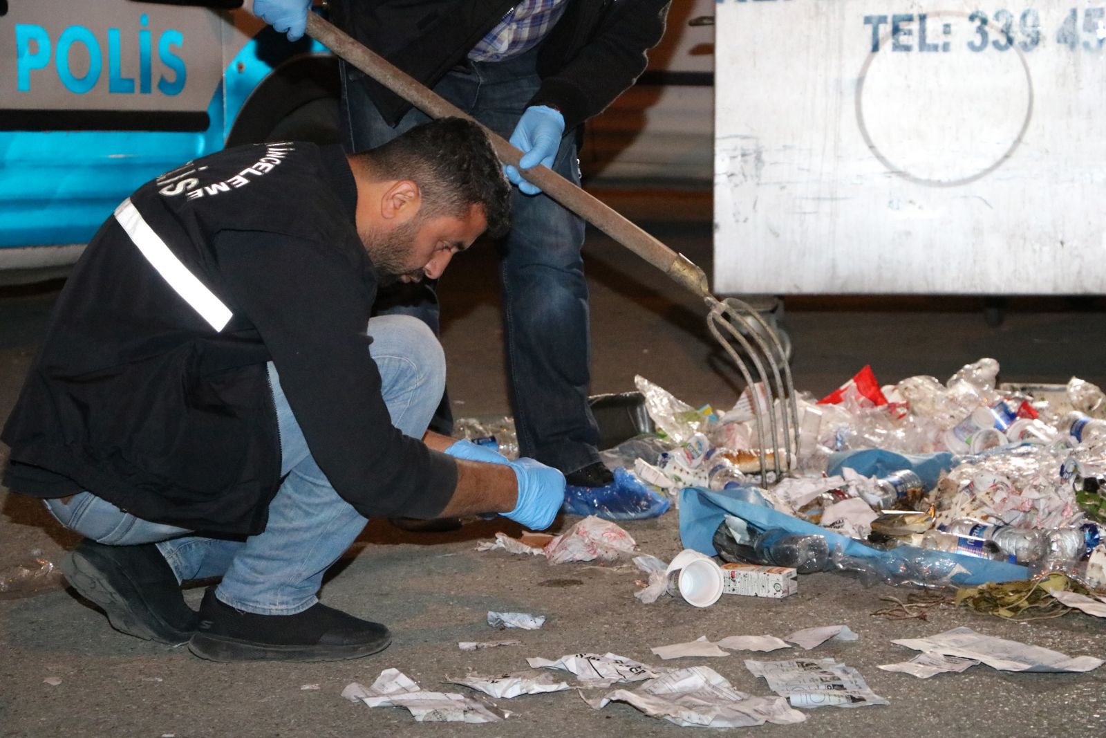 Antalya'da çöp kutusundan mühürlü oy pusulası çıktı