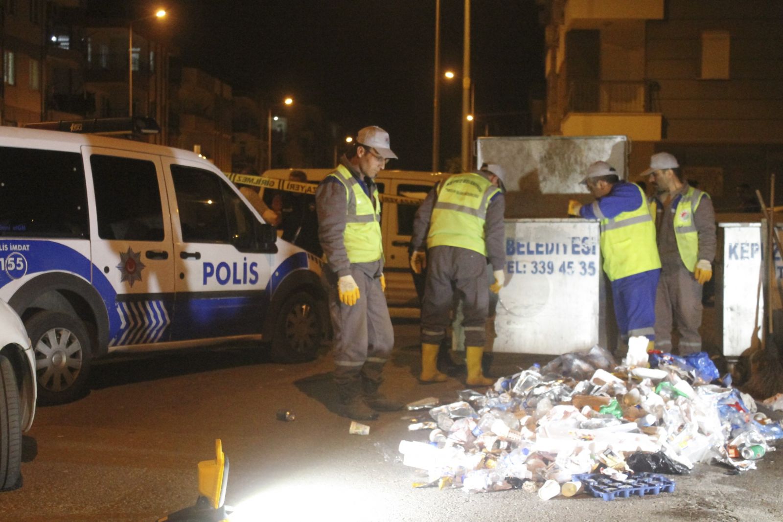 Antalya'da çöp kutusundan mühürlü oy pusulası çıktı