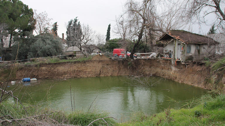 Antalya'da korkunç ölüm... Sesi duyunca jandarmaya haber verdiler