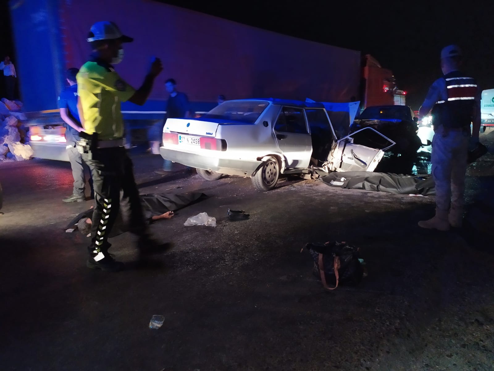 Gaziantep'te feci kaza: 4 ölü, 9 yaralı