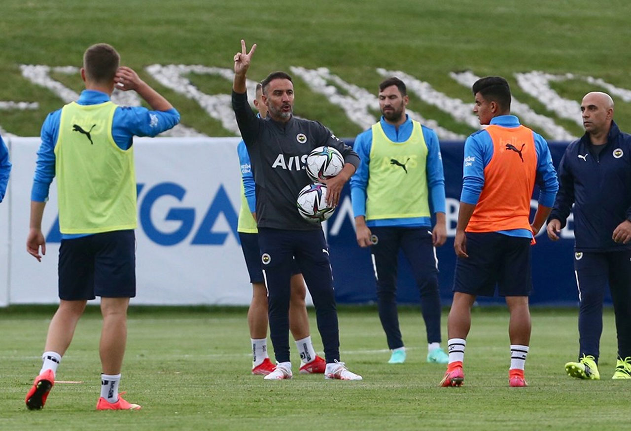 Fenerbahçe'de Vitor Pereira'dan sakatlık tedbiri Fenerbahçe'de Vitor Pereira'dan sakatlık tedbiri