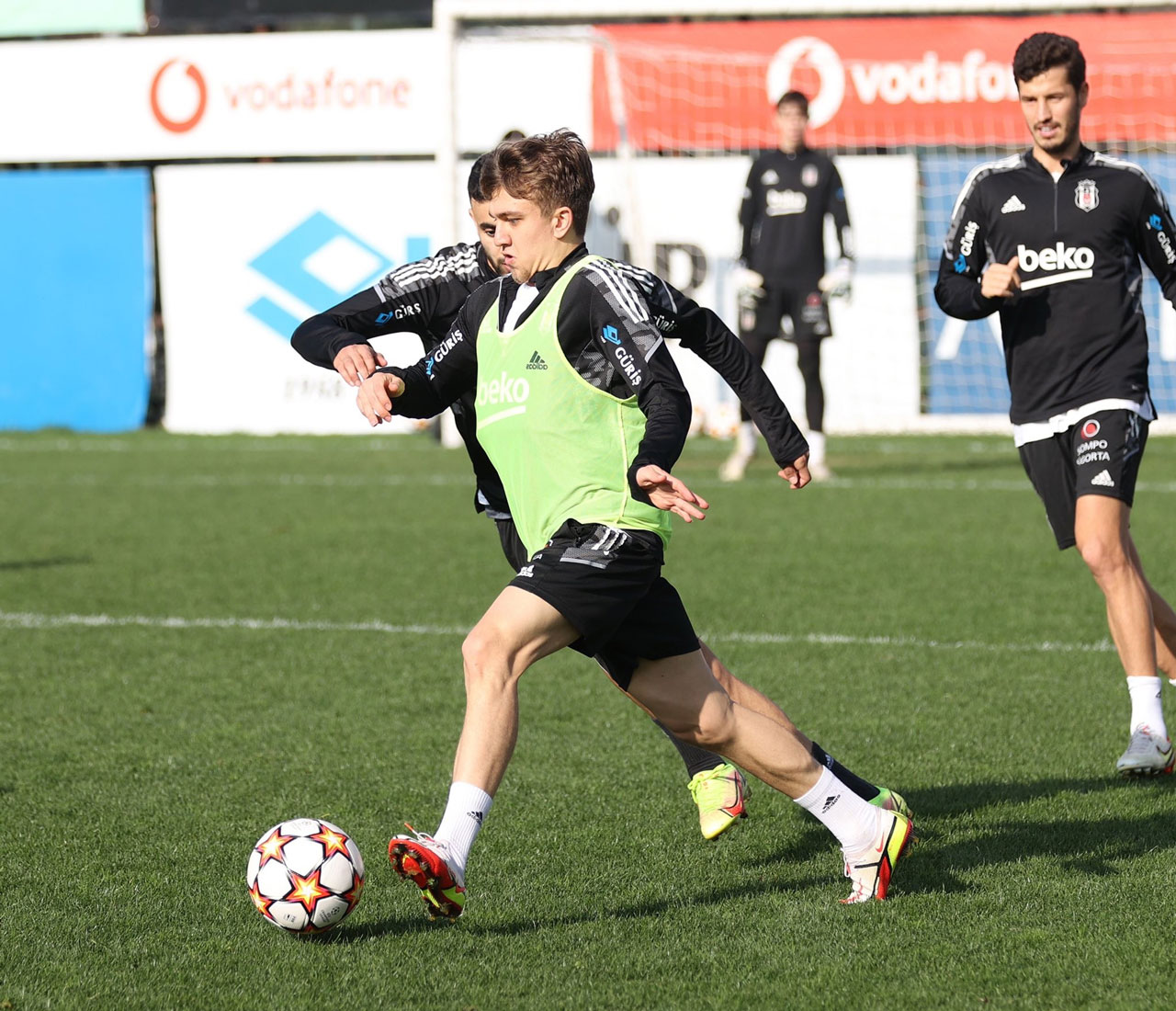 Sergen Yalçın en çok Ghezzal'ı oyundan alıyor Sergen Yalçın en çok Ghezzal'ı oyundan alıyor