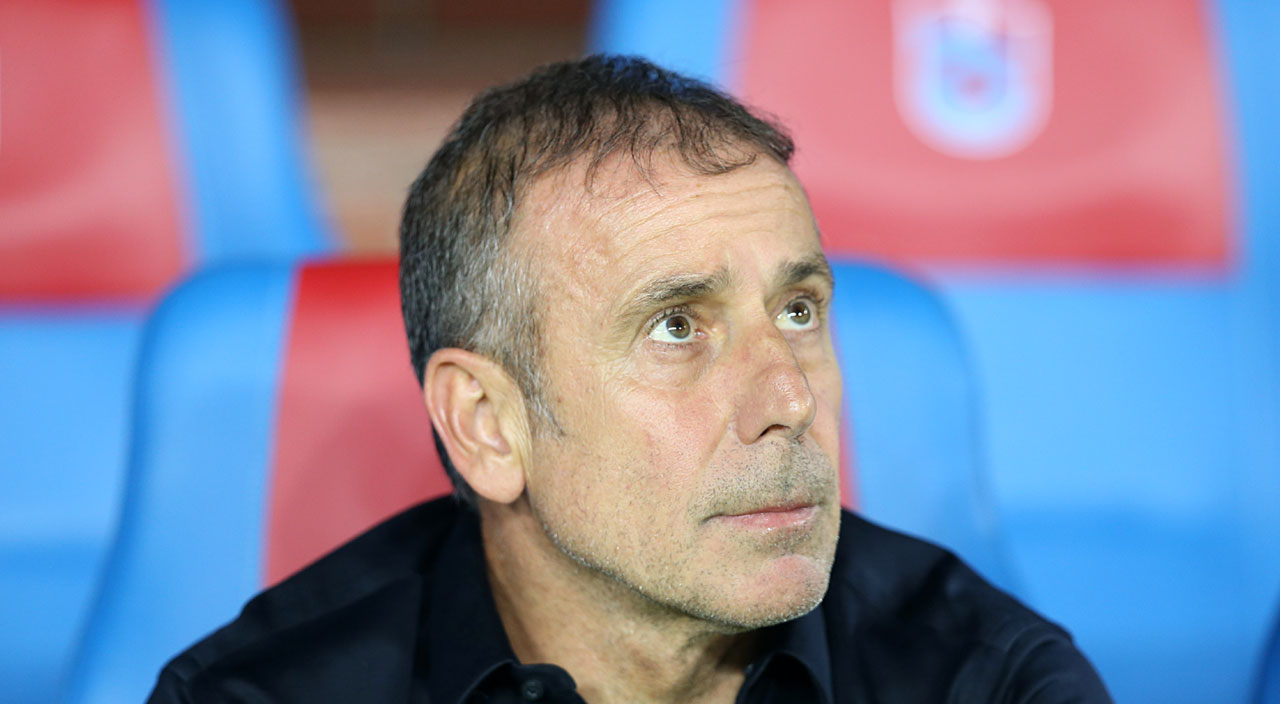 Edin Visca'nın durumu nasıl? Yere yığıldı, sahaya ambulans girdi!