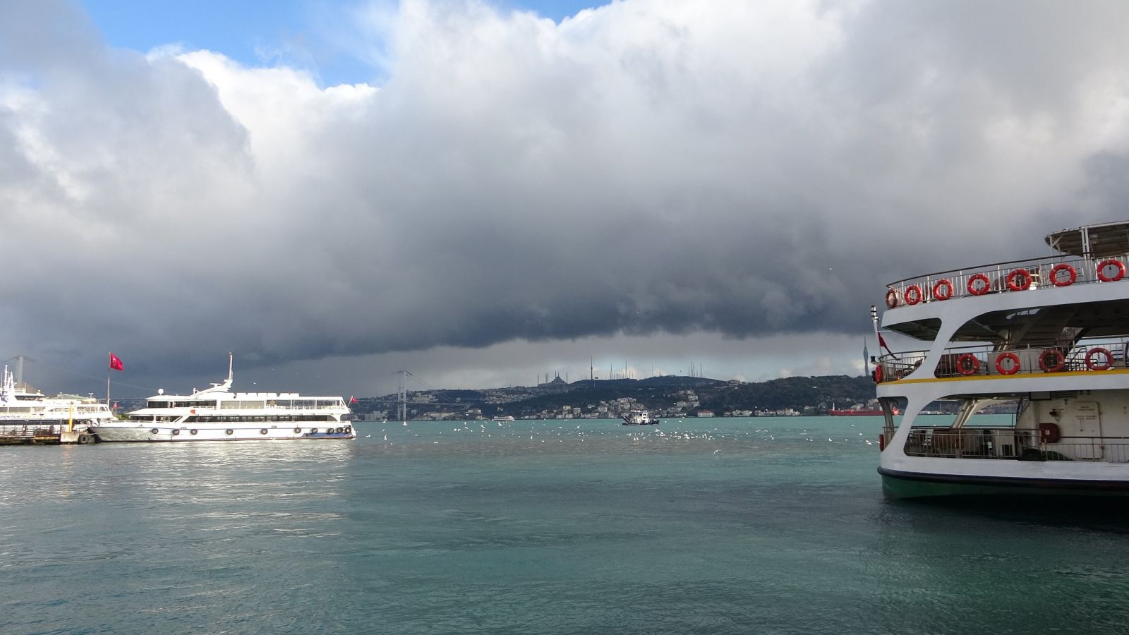 İstanbul Boğazı’nda korkunç olay!