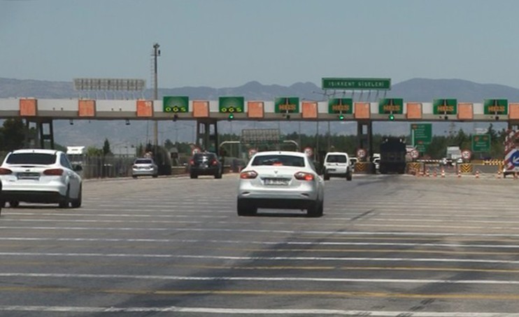 Uyanık sürücüler çareyi beklemekte buldu