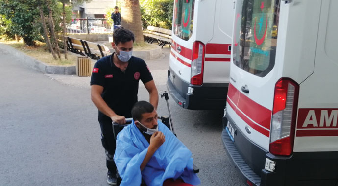 Zonguldak'ta koyda mahsur kalan 8 kişi kurtarıldı