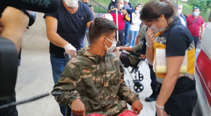 Zonguldak'ta koyda mahsur kalan 8 kişi kurtarıldı