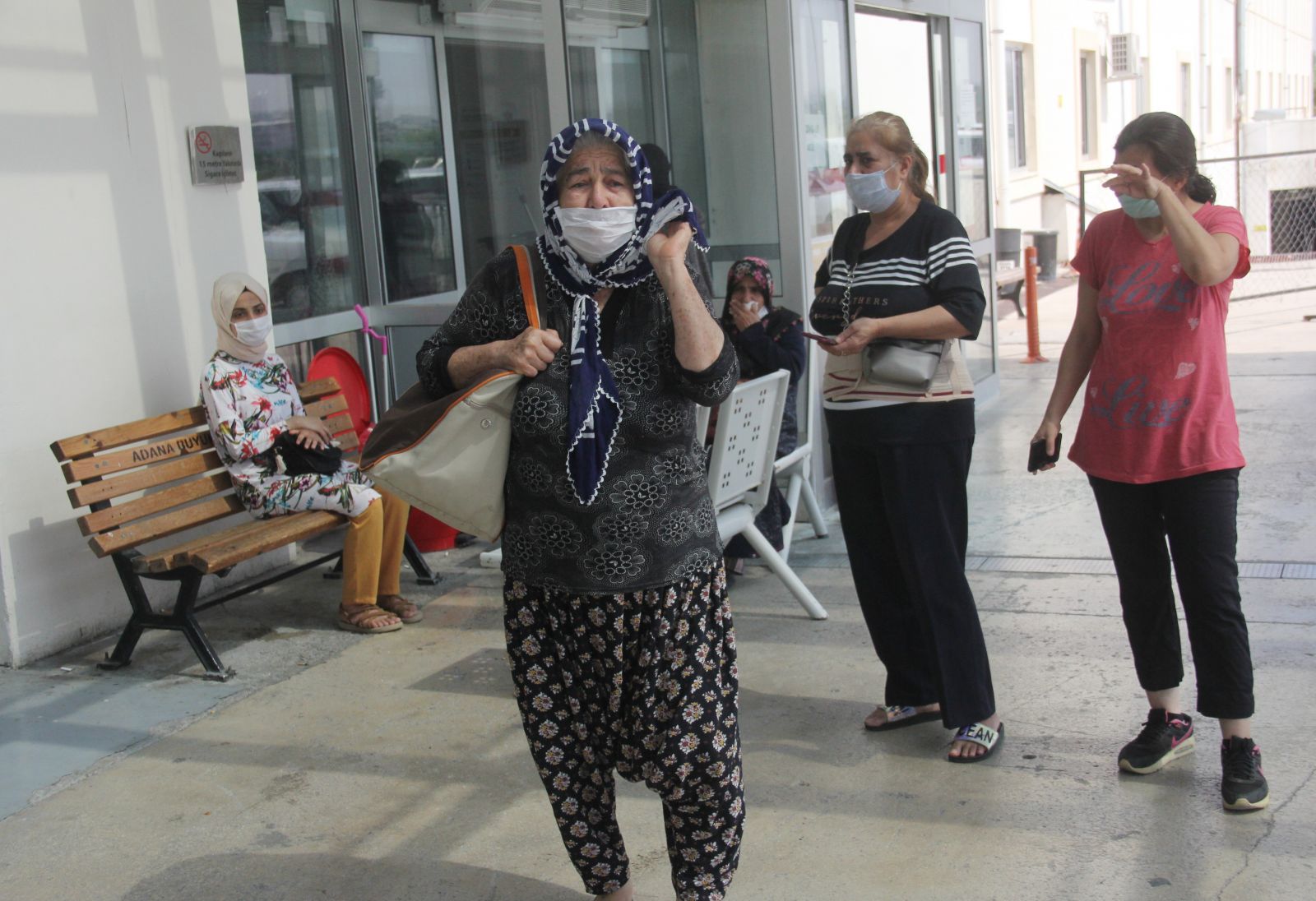 Arabada arı soktu öldü