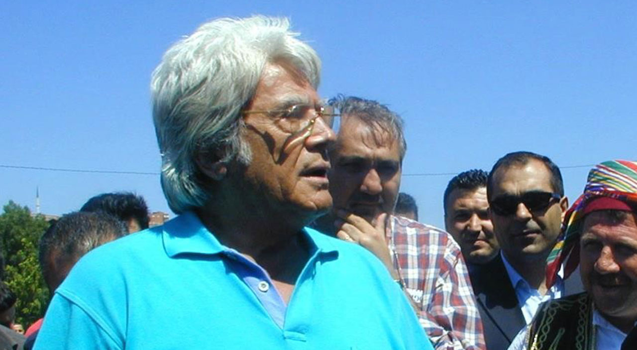 Yeşilçam'a kendi tarihini hatırlattı! Usta jön Cüneyt Arkın'a veda...