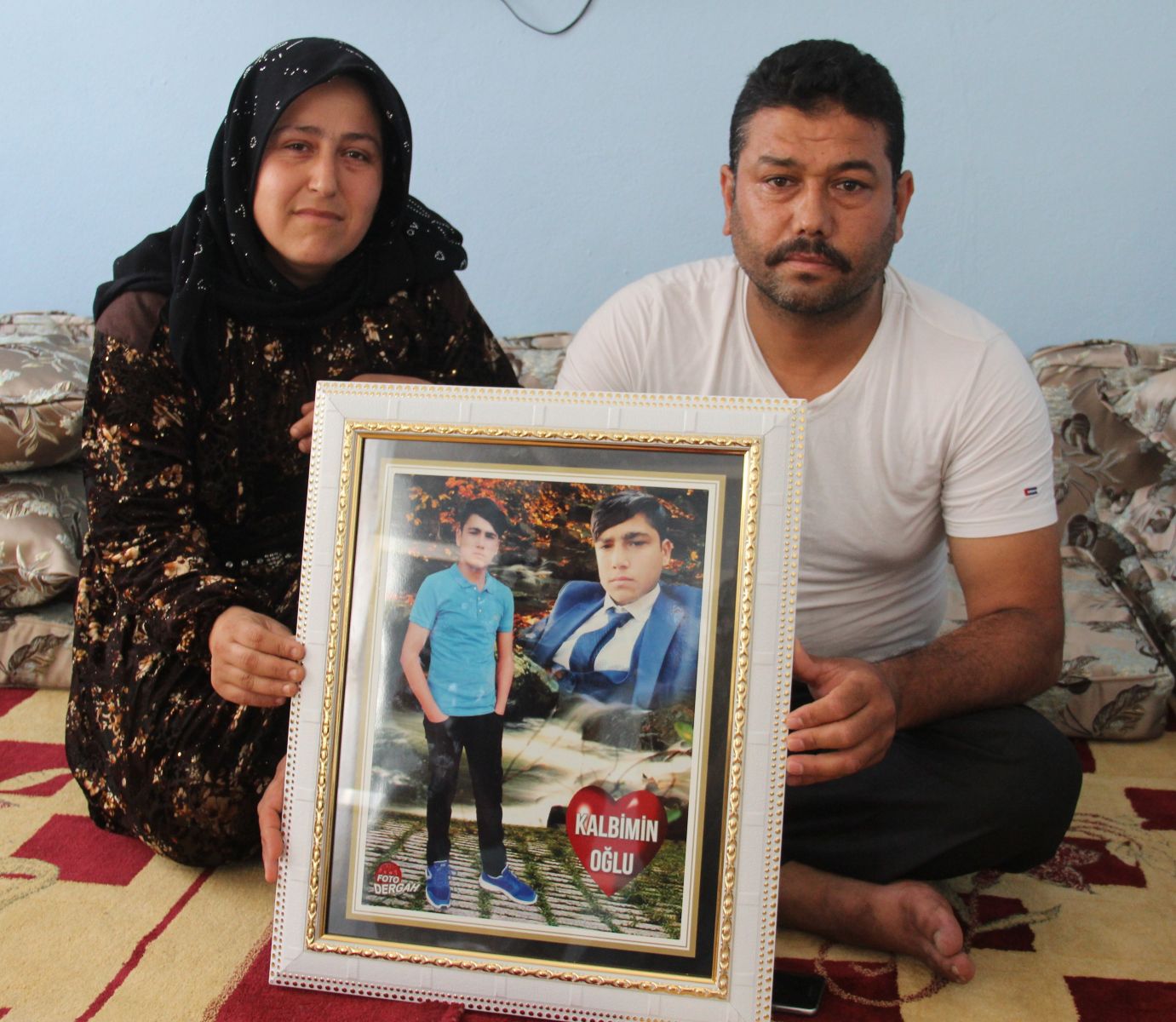 Kocası can verirken, katil sevgilisi ile sigara içti!