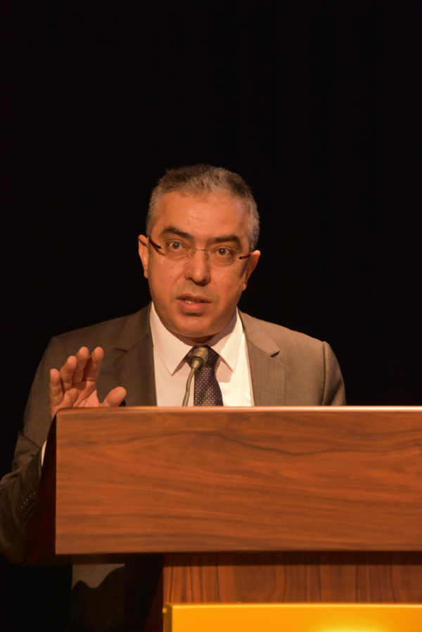 “Parti genel başkanlığı meslek olmaktan çıkacak”