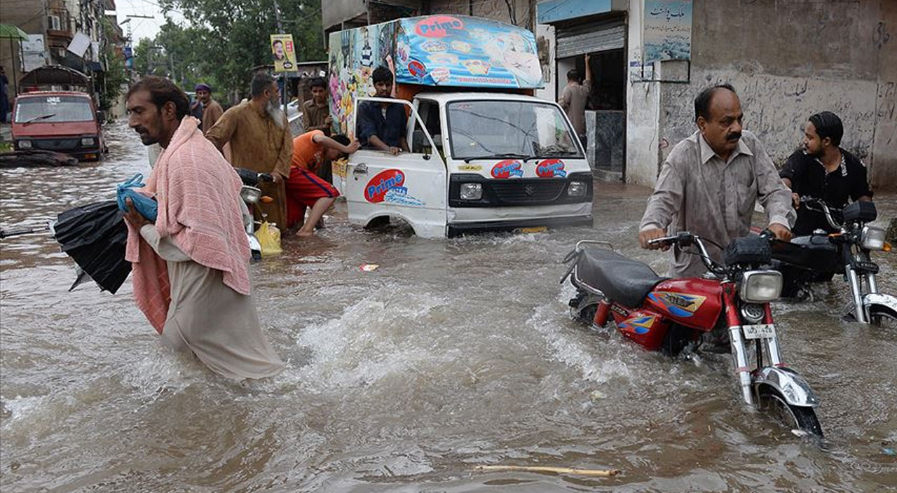 Bakan Soylu ve Kurum Pakistan'a gidiyor