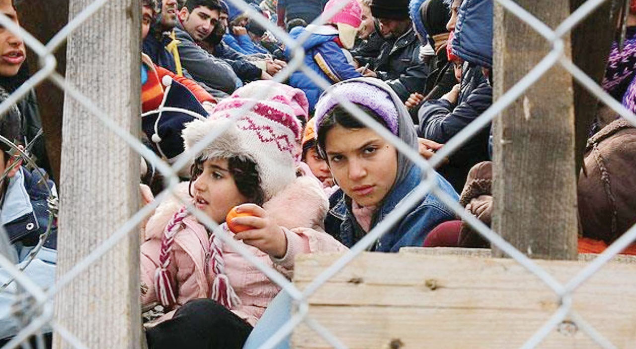 Mülteciler yeni rota belirledi: 25 bin Suriyeli Batı'ya gitti Mülteciler yeni rota belirledi: 25 bin Suriyeli Batı'ya gitti