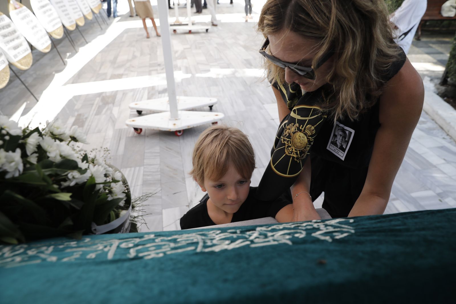 Güngör Uras son yolculuğuna uğurlandı