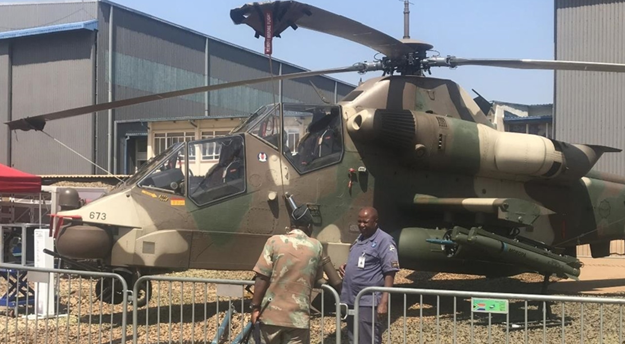 ASELSAN’IN ‘elektronik gözü’ MEROPS, Rooivalk taarruz helikopteriyle sergilendi