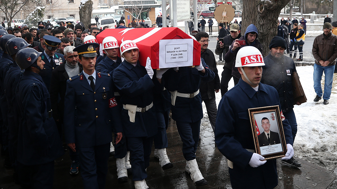 Şehitlerimiz uğurlandı